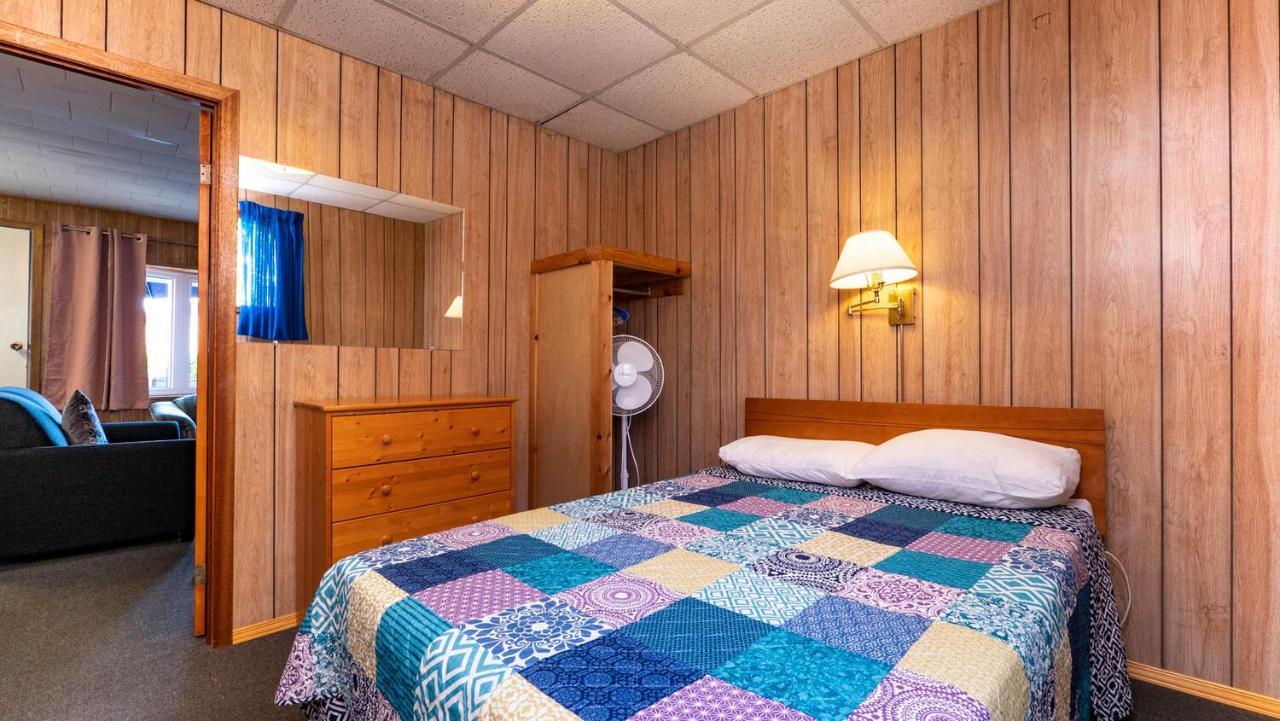 Bel Air Cottages And Motel Sauble Beach Exterior foto