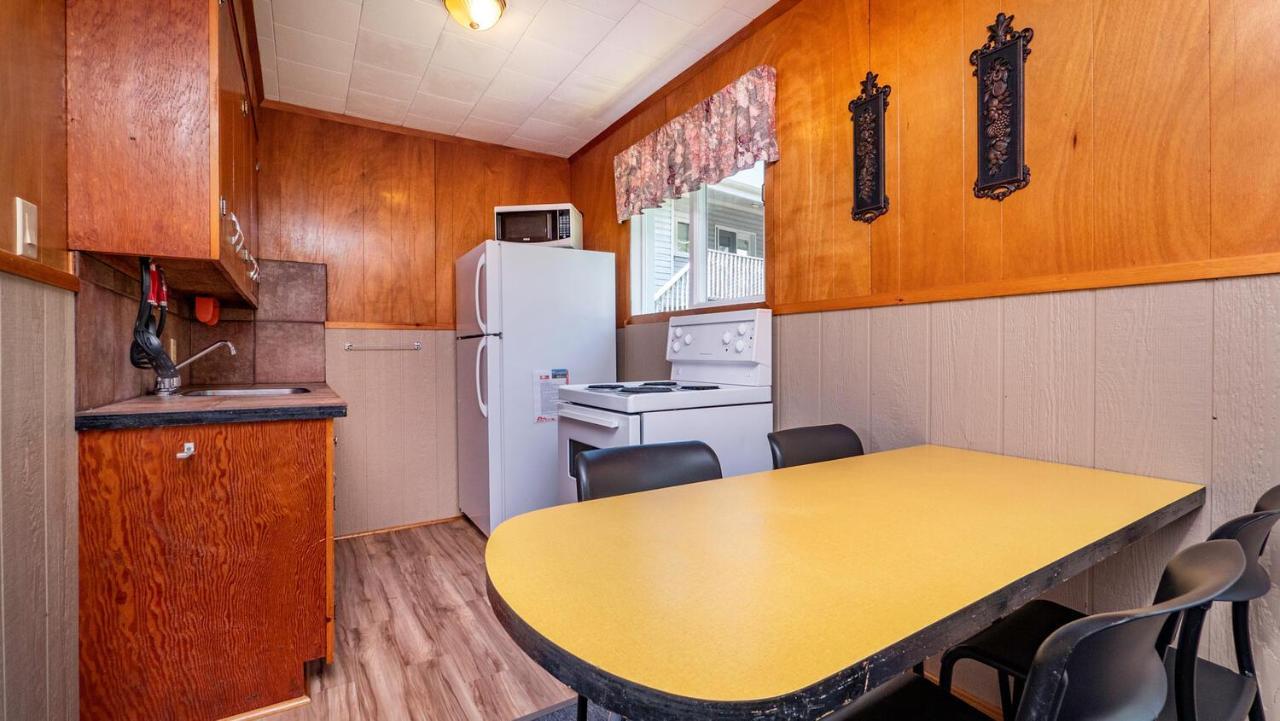 Bel Air Cottages And Motel Sauble Beach Exterior foto